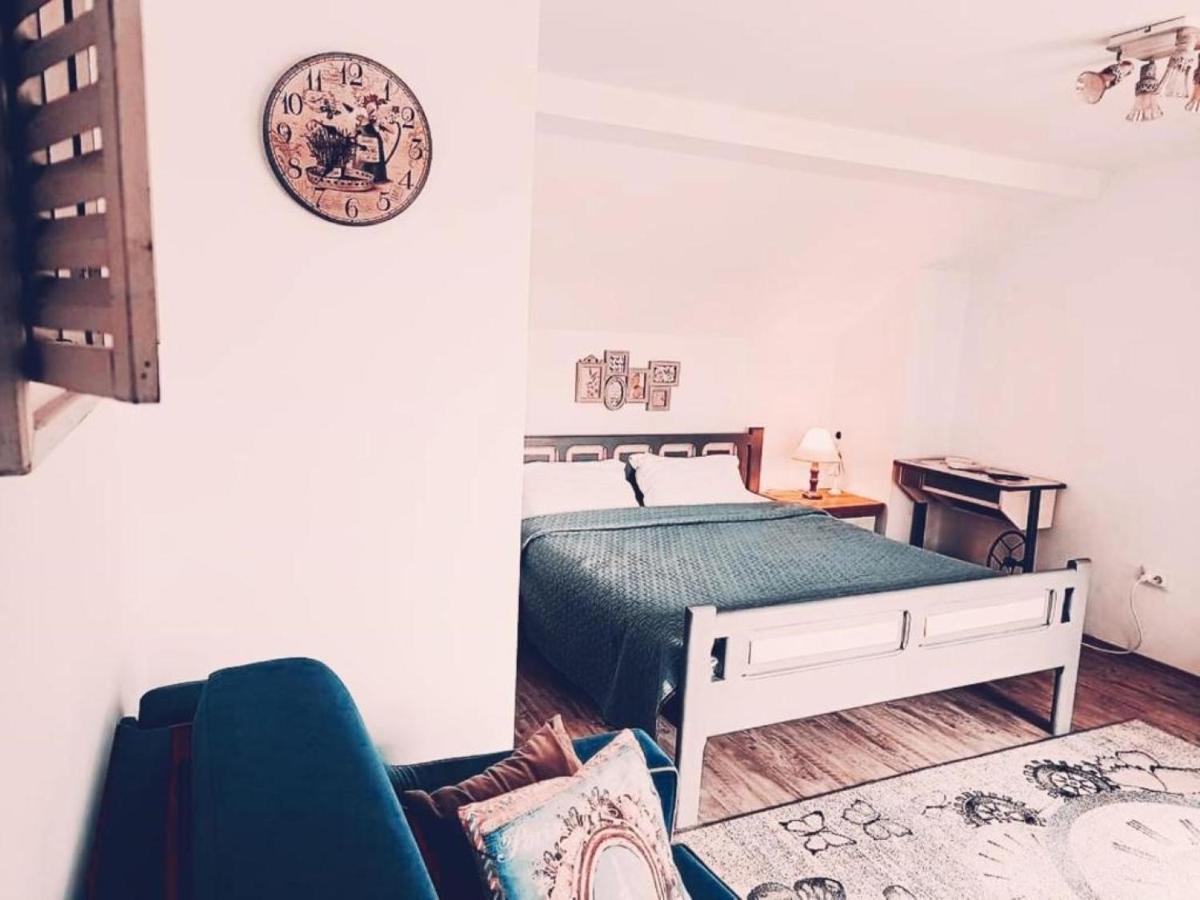 Vila Chic M Hotell Moieciu de Jos Eksteriør bilde